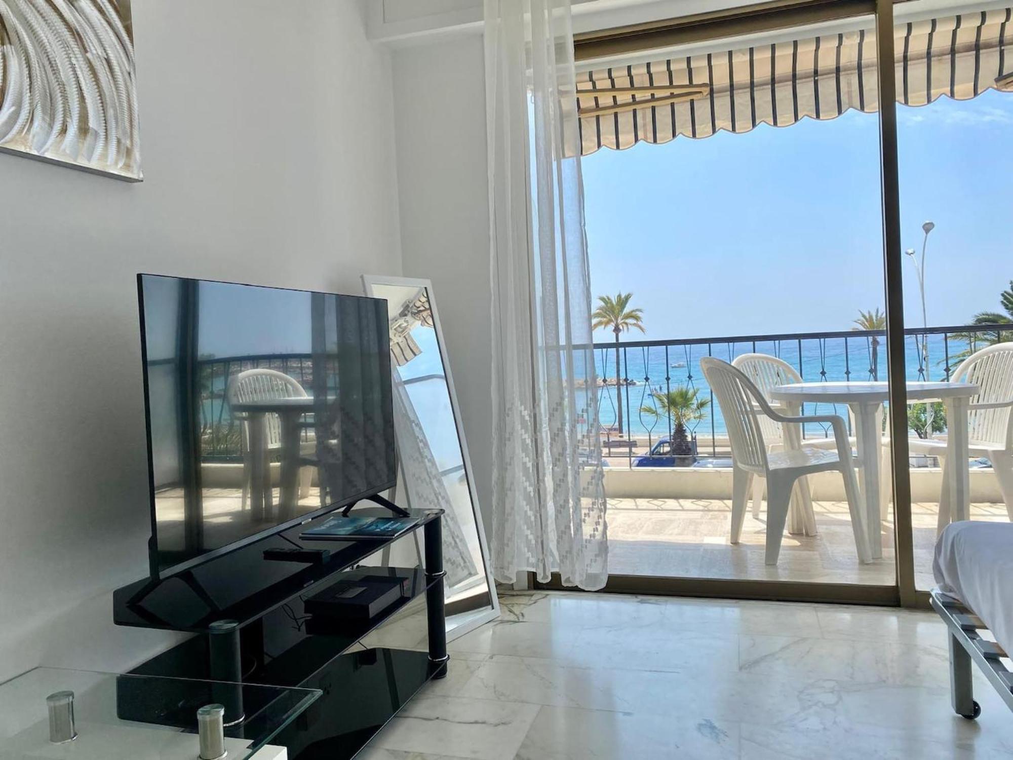 Le Mona Lisa, Vue Mer, Balcon Menton Kültér fotó